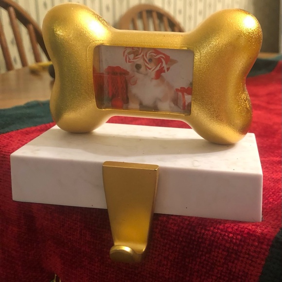 2 BRAND NEW Marble based Christmas stocking holders - Picture 6 of 6